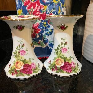 Old Country Roses